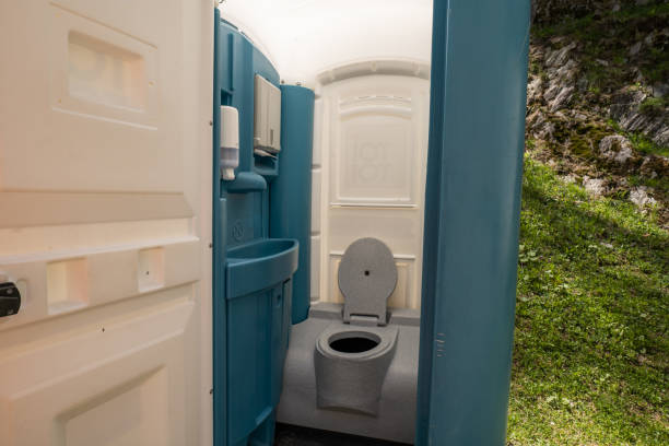Best Porta potty rental near me  in Zeigler, IL