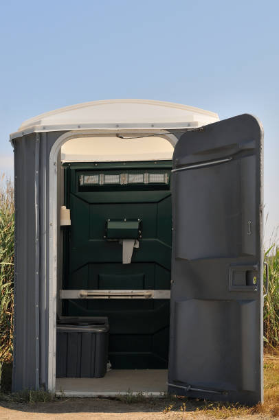 Porta potty delivery and setup in Zeigler, IL